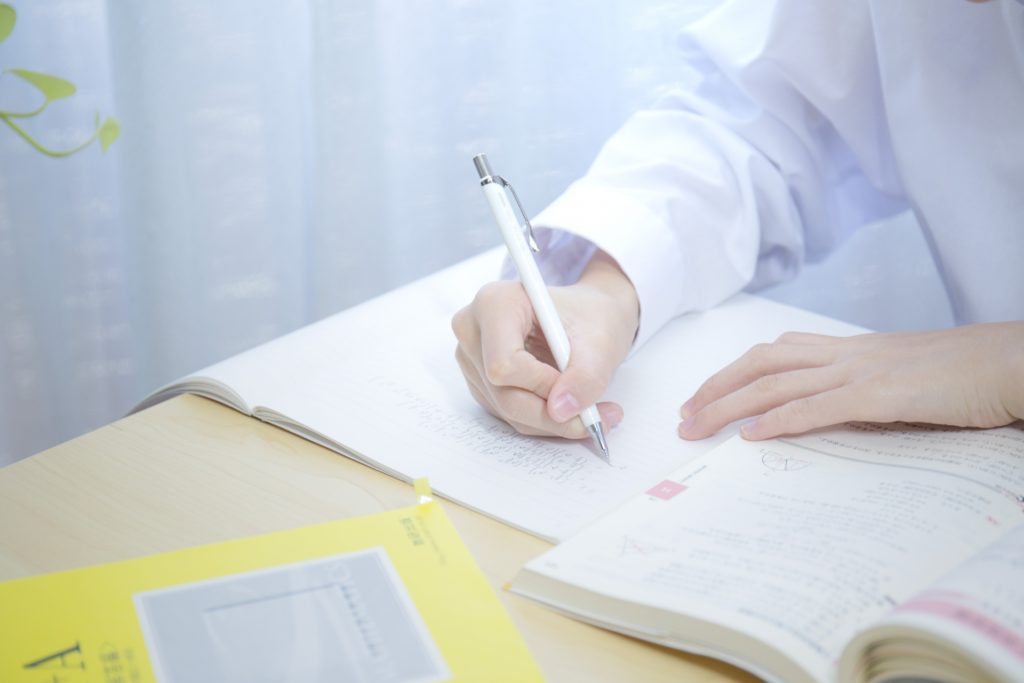 河野玄斗の勉強法 驚くべき効果や真似するメリット デメリット等を現役東大生が解説 東大勉強図鑑 河野玄斗の勉強法 驚くべき効果や真似するメリット デメリット等を現役東大生が解説 東大勉強図鑑